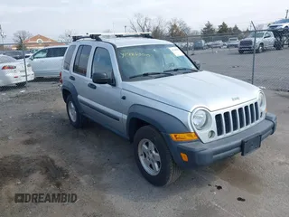 2006 Jeep Liberty Sport with VIN 1J4GL48K46W230661, listed as a IAAI auction lot 41786555 with 134,405 mi miles and . Bid and sale history available at carsss.com. Image 1.