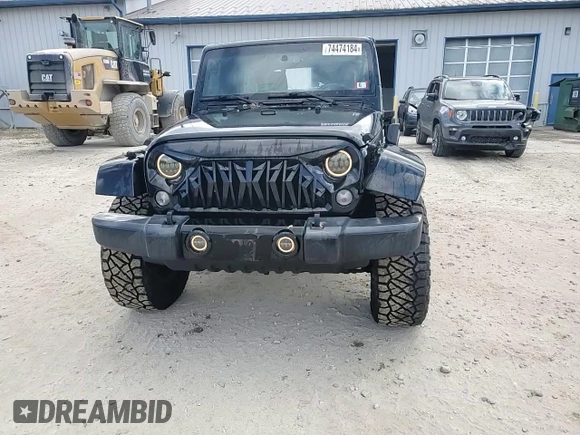 2018 Jeep Wrangler JK Unlimited Sahara with VIN 1C4BJWEG2JL869892, listed as a Copart auction lot 74474184 with 82,098 mi miles and Salvage Title. Bid and sale history available at carsss.com. Image 14.