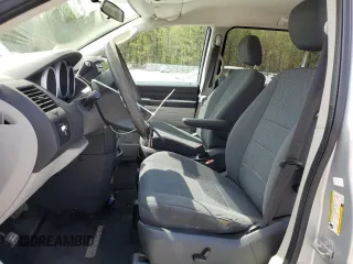 2008 Dodge Grand Caravan SE with VIN 1D8HN44H58B153583, listed as a Copart auction lot 51406255 with 205,456 mi miles and Salvage Title. Bid and sale history available at DreamBid. Image 7.