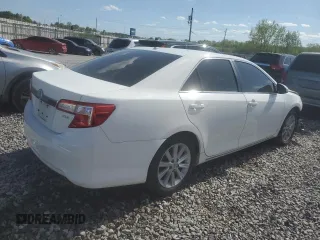 2014 Toyota Camry SE with VIN 4T1BK1FK3EU546126, listed as a Copart auction lot 51877485 with 94,118 mi miles and Clean Title. Bid and sale history available at carsss.com. Image 3.