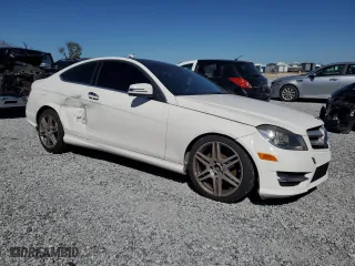 2015 Mercedes-Benz C-Class C 250 with VIN WDDGJ4HB2FG422723, listed as a Copart auction lot 48247055 with 99,725 mi miles and Salvage Title. Bid and sale history available at carsss.com. Image 4.