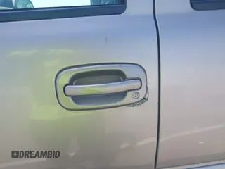 2003 Chevrolet Tahoe LS с VIN 1GNEC13T03R104147, выставлен на аукционе IAAI как лот 42100263 с пробегом 188 249 миль миль и . История ставок и продаж доступна на DreamBid. Изображение 6.