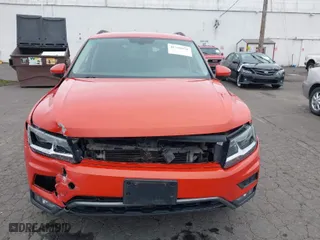 2018 Volkswagen Tiguan SEL with VIN 3VV2B7AX2JM006115, listed as a IAAI auction lot 41758870 with 87,286 mi miles. Bid and sale history available at carsss.com. Image 12.