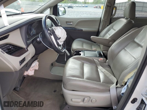 2016 Toyota Sienna Limited z VIN 5TDDK3DC8GS129290, wystawiony jako Copart lot #57039465 z przebiegiem 123 372 mil mil oraz Szkoda całkowita • Salvage title. Historia ofert i sprzedaży dostępna na DreamBid. Obrazek 7.