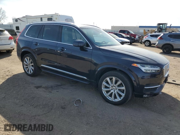 2017 Volvo XC90 Inscription with VIN YV4A22PL5H1113827, listed as a Copart auction lot 49060385 with 88,882 mi miles and Salvage Title. Bid and sale history available at carsss.com. Image 4.