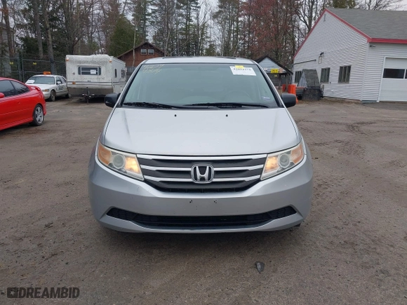 2011 Honda Odyssey EX-L with VIN 5FNRL5H65BB047291, listed as a IAAI auction lot 42094374 with 200,372 mi miles. Bid and sale history available at carsss.com. Image 12.