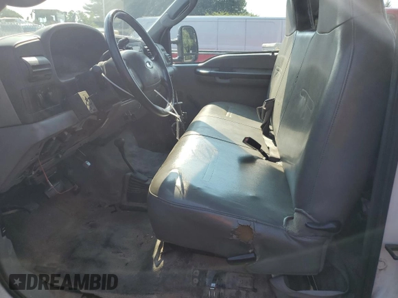 2005 Ford F-350 XL with VIN 1FTWF31P95EB83561, listed as a Copart auction lot 61926994 with 195,588 mi miles and Clean title. Bid and sale history available at DreamBid. Image 7.