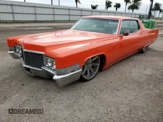 1970 Cadillac DeVille z VIN J0245460, wystawiony jako Copart lot #76392244 z przebiegiem Nie podano mil oraz Nie do naprawy • Non repairable. Historia ofert i sprzedaży dostępna na DreamBid. Obrazek 1.