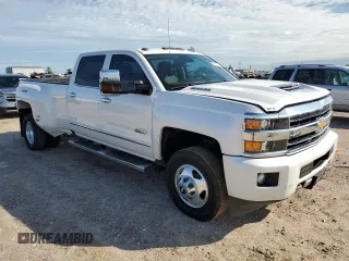 2019 Chevrolet Silverado 3500HD High Country with VIN 1GC4KYEY9KF269400, listed as a Copart auction lot 79686494 with 147,597 mi miles and Salvage Title. Bid and sale history available at carsss.com. Image 4.