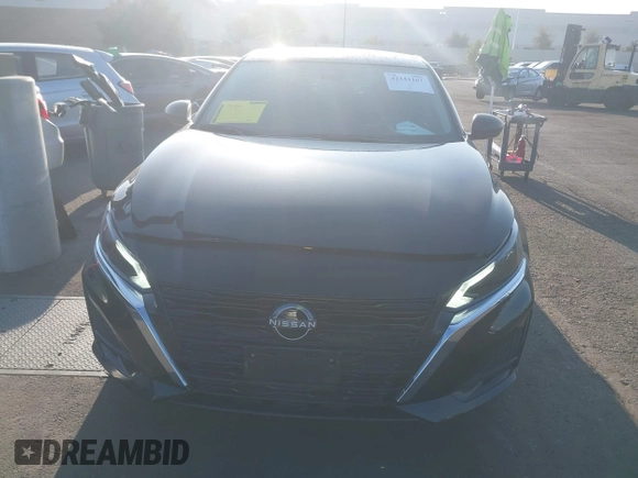 2024 Nissan Altima SV z VIN 1N4BL4DV9RN425445, wystawiony jako IAAI lot #42141167 z przebiegiem 15 730 mil mil oraz . Historia ofert i sprzedaży dostępna na DreamBid. Obrazek 13.
