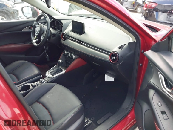 2018 Mazda CX-3 Touring with VIN JM1DKDC7XJ0318219, listed as a IAAI auction lot 41941104 with 86,186 mi miles. Bid and sale history available at carsss.com. Image 5.