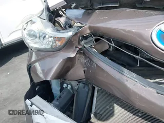 2015 Toyota Prius Two with VIN JTDZN3EU4FJ040526, listed as a IAAI auction lot 41582274 with 137,797 mi miles and . Bid and sale history available at DreamBid. Image 22.