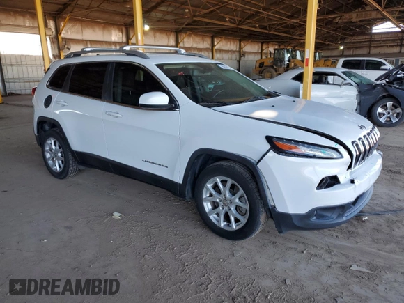 2017 Jeep Cherokee Latitude with VIN 1C4PJLCB7HW619410, listed as a Copart auction lot 49455815 with 142,214 mi miles and Salvage Title. Bid and sale history available at carsss.com. Image 4.
