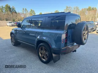 2020 Land Rover Defender SE with VIN SALEPEEU6L2017266, listed as a Copart auction lot 54608415 with 117,429 mi miles and Clean title. Bid and sale history available at DreamBid. Image 3.