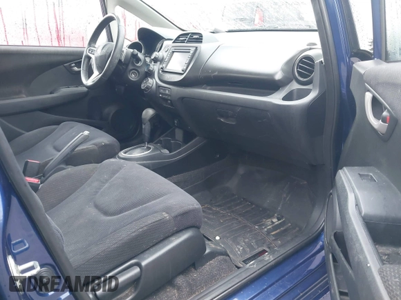 2013 Honda Fit Sport с VIN JHMGE8H61DC055020, выставлен на аукционе IAAI как лот 41939656 с пробегом 35 392 миль миль и . История ставок и продаж доступна на DreamBid. Изображение 5.