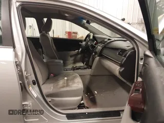 2014 Toyota Camry L with VIN 4T4BF1FK4ER412428, listed as a IAAI auction lot 41573095 with 130,000 mi miles. Bid and sale history available at carsss.com. Image 5.