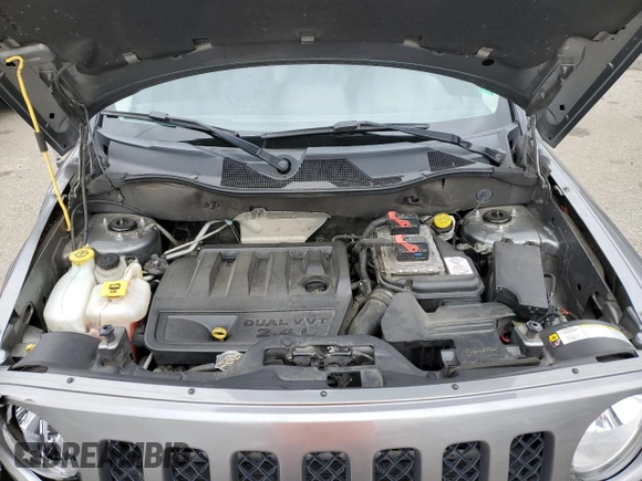 2011 Jeep Patriot Latitude X with VIN 1J4NF4GBXBD279868, listed as a Copart auction lot 49919315 with 94,725 mi miles and Salvage Title. Bid and sale history available at DreamBid. Image 12.