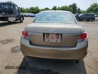 2008 Honda Accord EX-L z VIN 1HGCP26808A104691, wystawiony jako Copart lot #60058365 z przebiegiem 125 528 mil mil oraz Szkoda całkowita • Salvage title. Historia ofert i sprzedaży dostępna na DreamBid. Obrazek 6.