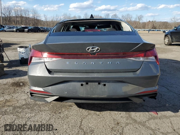 2023 Hyundai Elantra SEL z VIN KMHLS4AGXPU565428, wystawiony jako Copart lot #50347355 z przebiegiem Nie podano mil oraz Szkoda całkowita • Salvage title. Historia ofert i sprzedaży dostępna na DreamBid. Obrazek 6.