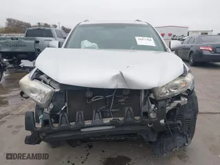 2013 Toyota Highlander Limited with VIN 5TDYK3EH0DS125189, listed as a IAAI auction lot 41077368 with 113,564 mi miles. Bid and sale history available at carsss.com. Image 6.
