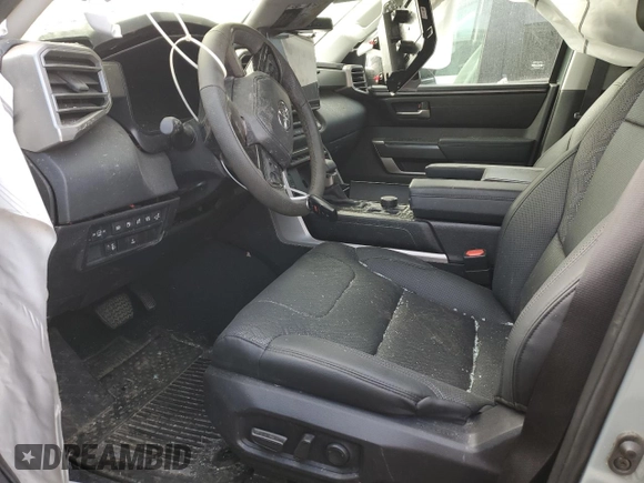 2024 Toyota Sequoia SR5 with VIN 7SVAAABA3RX039513, listed as a Copart auction lot 71787224 with 6,023 mi miles and Salvage Title. Bid and sale history available at carsss.com. Image 7.