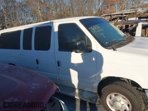 2013 Ford Econoline Passenger XL с VIN 1FBSS3BL2DDA76608, выставлен на аукционе IAAI как лот 41393919 с пробегом Не указан миль и . История ставок и продаж доступна на DreamBid. Изображение 12.