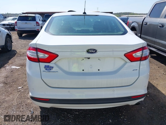2016 Ford Fusion SE with VIN 3FA6P0H78GR302403, listed as a IAAI auction lot 41996340 with 261,868 mi miles and . Bid and sale history available at DreamBid. Image 16.