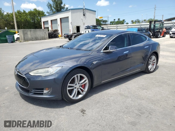 2014 Tesla Model S 60 with VIN 5YJSA1S13EFP63432, listed as a Copart auction lot 56706195 with 114,671 mi miles and Clean Title. Bid and sale history available at DreamBid. Image 1.