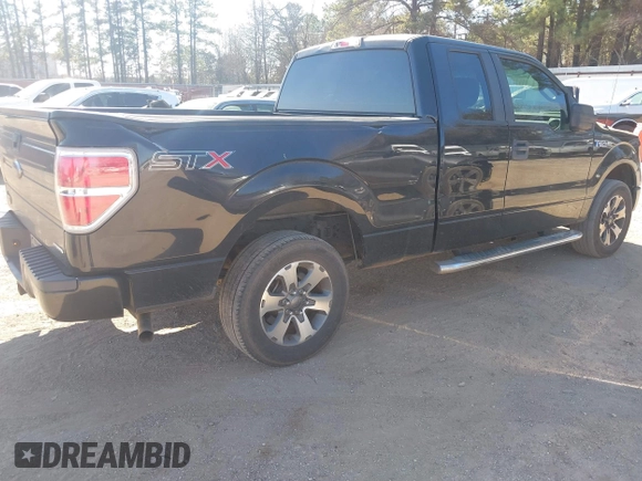 2014 Ford F-150 XL with VIN 1FTEX1CM1EKG04187, listed as a IAAI auction lot 41353752 with 174,111 mi miles and . Bid and sale history available at DreamBid. Image 4.