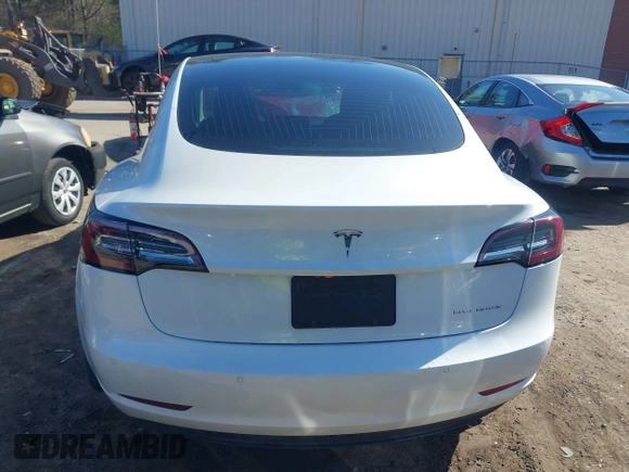 2020 Tesla Model 3 Long Range with VIN 5YJ3E1EBXLF636963, listed as a IAAI auction lot 41826249 with 68,085 mi miles. Bid and sale history available at carsss.com. Image 17.