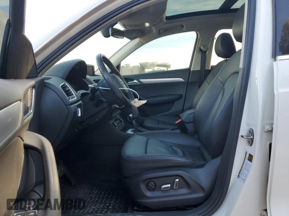 2017 Audi Q3 Premium Plus z VIN WA1HCCFS0HR008413, wystawiony jako Copart lot #78402944 z przebiegiem 131 527 mil mil oraz Szkoda całkowita • Salvage title. Historia ofert i sprzedaży dostępna na DreamBid. Obrazek 7.