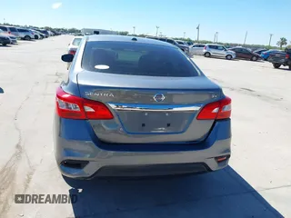 2019 Nissan Sentra SV z VIN 3N1AB7AP5KY310563, wystawiony jako IAAI lot #41742708 z przebiegiem 60 275 mil mil oraz . Historia ofert i sprzedaży dostępna na DreamBid. Obrazek 16.