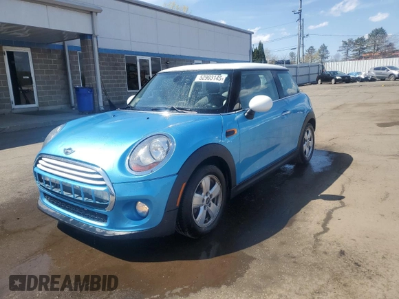 2015 MINI Hardtop with VIN WMWXM5C51FT941503, listed as a Copart auction lot 52903145 with 92,425 mi miles and Salvage Title. Bid and sale history available at DreamBid. Image 1.