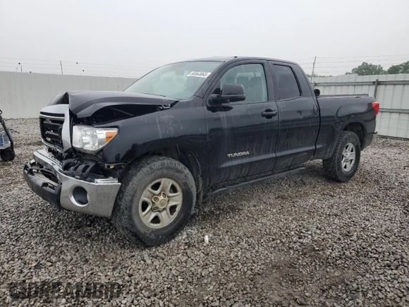 2013 Toyota Tundra z VIN 5TFUM5F19DX043560, wystawiony jako Copart lot #58563065 z przebiegiem 222 752 mil mil oraz Szkoda całkowita • Salvage title. Historia ofert i sprzedaży dostępna na DreamBid. Obrazek 1.