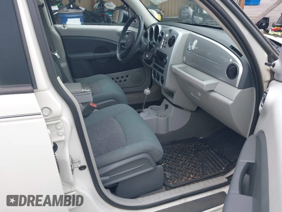 2008 Chrysler PT Cruiser z VIN 3A8FY48B98T175516, wystawiony jako IAAI lot #42276151 z przebiegiem 94 072 mil mil oraz . Historia ofert i sprzedaży dostępna na DreamBid. Obrazek 5.