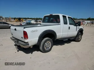 2005 Ford F-250 XL with VIN 1FTSX21Y15EC59370, listed as a Copart auction lot 52620765 with 124,584 mi miles and Salvage Title. Bid and sale history available at DreamBid. Image 3.