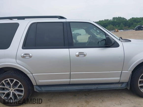 2017 Ford Expedition XLT with VIN 1FMJU1JT2HEA58564, listed as a IAAI auction lot 42425416 with 70,270 mi miles and . Bid and sale history available at DreamBid. Image 13.