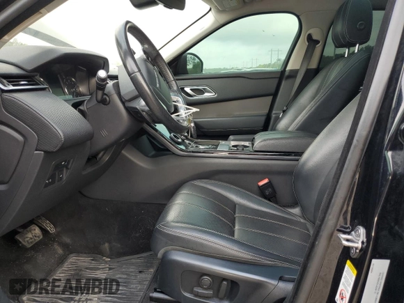 2020 Land Rover Range Rover Velar S z VIN SALYB2EX2LA249101, wystawiony jako Copart lot #53643825 z przebiegiem Nie podano mil oraz Czysty tytuł • Clean title. Historia ofert i sprzedaży dostępna na DreamBid. Obrazek 7.