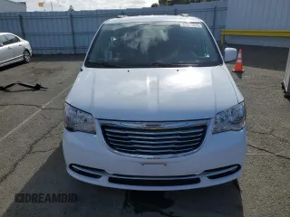 2016 Chrysler Town & Country Touring with VIN 2C4RC1BG0GR173581, listed as a Copart auction lot 51011515 with 111,858 mi miles and Salvage Title. Bid and sale history available at carsss.com. Image 5.