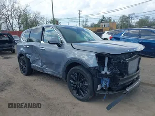2022 Kia Telluride SX z VIN 5XYP5DHCXNG312382, wystawiony jako IAAI lot #42129635 z przebiegiem 28 637 mil mil oraz . Historia ofert i sprzedaży dostępna na DreamBid. Obrazek 1.