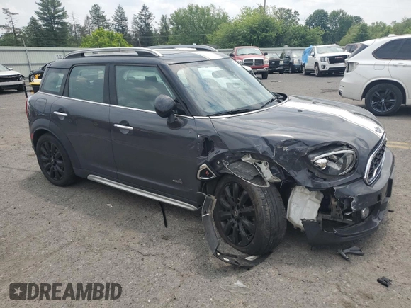 2019 MINI Countryman Cooper S with VIN WMZYT5C57K3E62624, listed as a Copart auction lot 59481905 with 98,182 mi miles and Salvage title. Bid and sale history available at DreamBid. Image 4.
