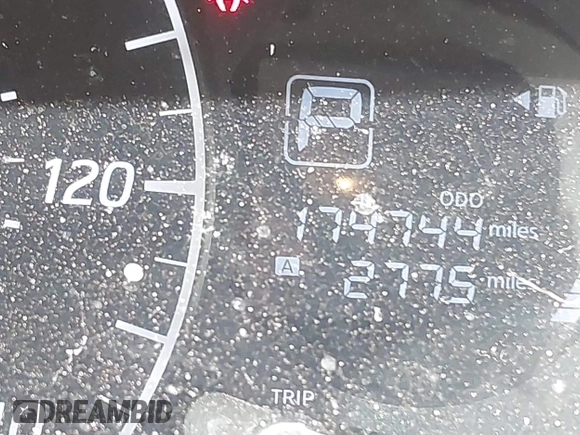 2018 Nissan Note SV z VIN 3N1CE2CP9JL370678, wystawiony jako IAAI lot #41643320 z przebiegiem 174 744 mil mil oraz . Historia ofert i sprzedaży dostępna na DreamBid. Obrazek 15.