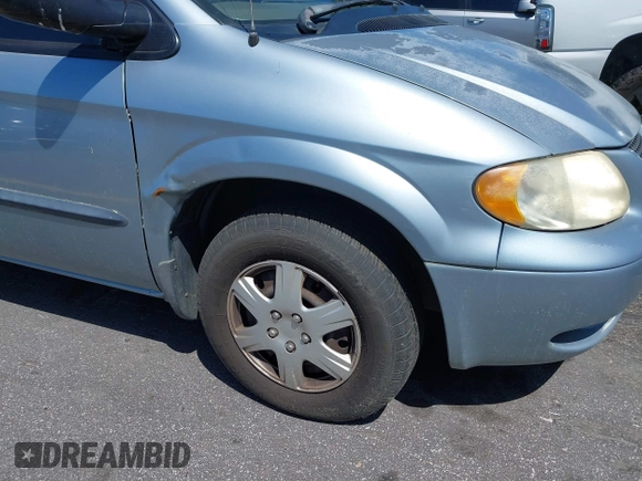 2003 Dodge Caravan SE with VIN 1D4GP243X3B269466, listed as a IAAI auction lot 41963103 with 206,535 mi miles and . Bid and sale history available at DreamBid. Image 6.