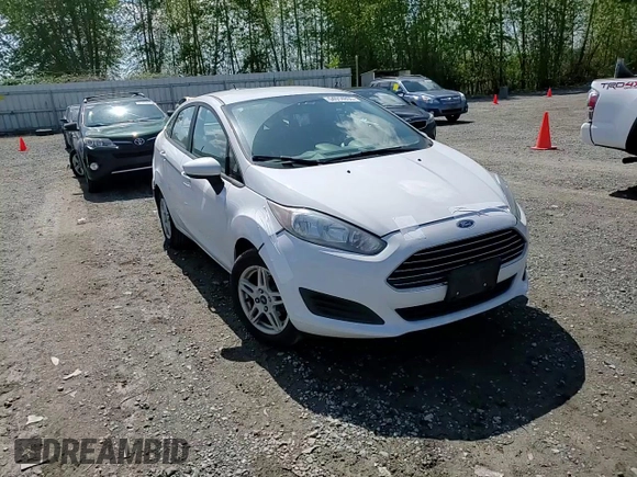 2018 Ford Fiesta SE z VIN 3FADP4BJ7JM114172, wystawiony jako Copart lot #54014805 z przebiegiem 66 828 mil mil oraz Szkoda całkowita • Salvage title. Historia ofert i sprzedaży dostępna na DreamBid. Obrazek 14.