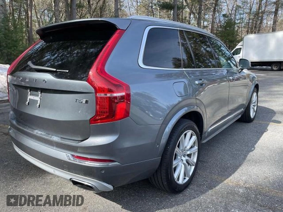2017 Volvo XC90 Inscription with VIN YV4A22PL5H1164907, listed as a Copart auction lot 49088165 with 146,090 mi miles and Clean Title. Bid and sale history available at carsss.com. Image 4.
