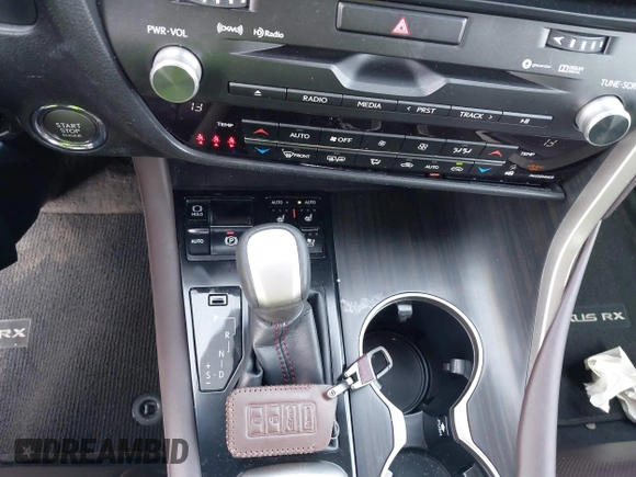 2017 Lexus RX 350 z VIN 2T2ZZMCA3HC041664, wystawiony jako IAAI lot #42379331 z przebiegiem 153 887 mil mil oraz . Historia ofert i sprzedaży dostępna na DreamBid. Obrazek 11.