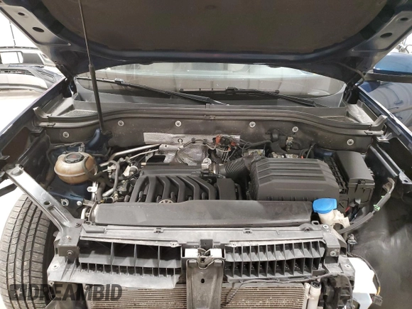 2018 Volkswagen Atlas SE with VIN 1V2LR2CA3JC578157, listed as a Copart auction lot 55812345 with 107,577 mi miles and Clean title. Bid and sale history available at DreamBid. Image 12.