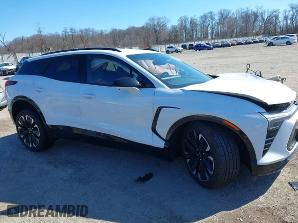 2024 Chevrolet Blazer EV eAWD RS z VIN 3GNKDCRJ4RS290900, wystawiony jako IAAI lot #41647500 z przebiegiem 3 017 mil mil oraz . Historia ofert i sprzedaży dostępna na DreamBid. Obrazek 13.
