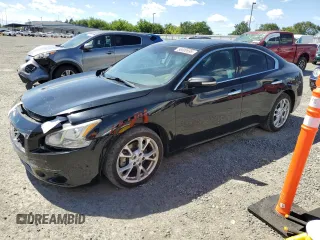 2014 Nissan Maxima SV z VIN 1N4AA5AP5EC487265, wystawiony jako Copart lot #56600695 z przebiegiem 144 678 mil mil oraz Szkoda całkowita • Salvage title. Historia ofert i sprzedaży dostępna na DreamBid. Obrazek 1.