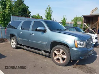 2008 Chevrolet Suburban LTZ с VIN 3GNFK16338G159718, выставлен на аукционе IAAI как лот 42570638 с пробегом 219 213 миль миль и . История ставок и продаж доступна на DreamBid. Изображение 1.